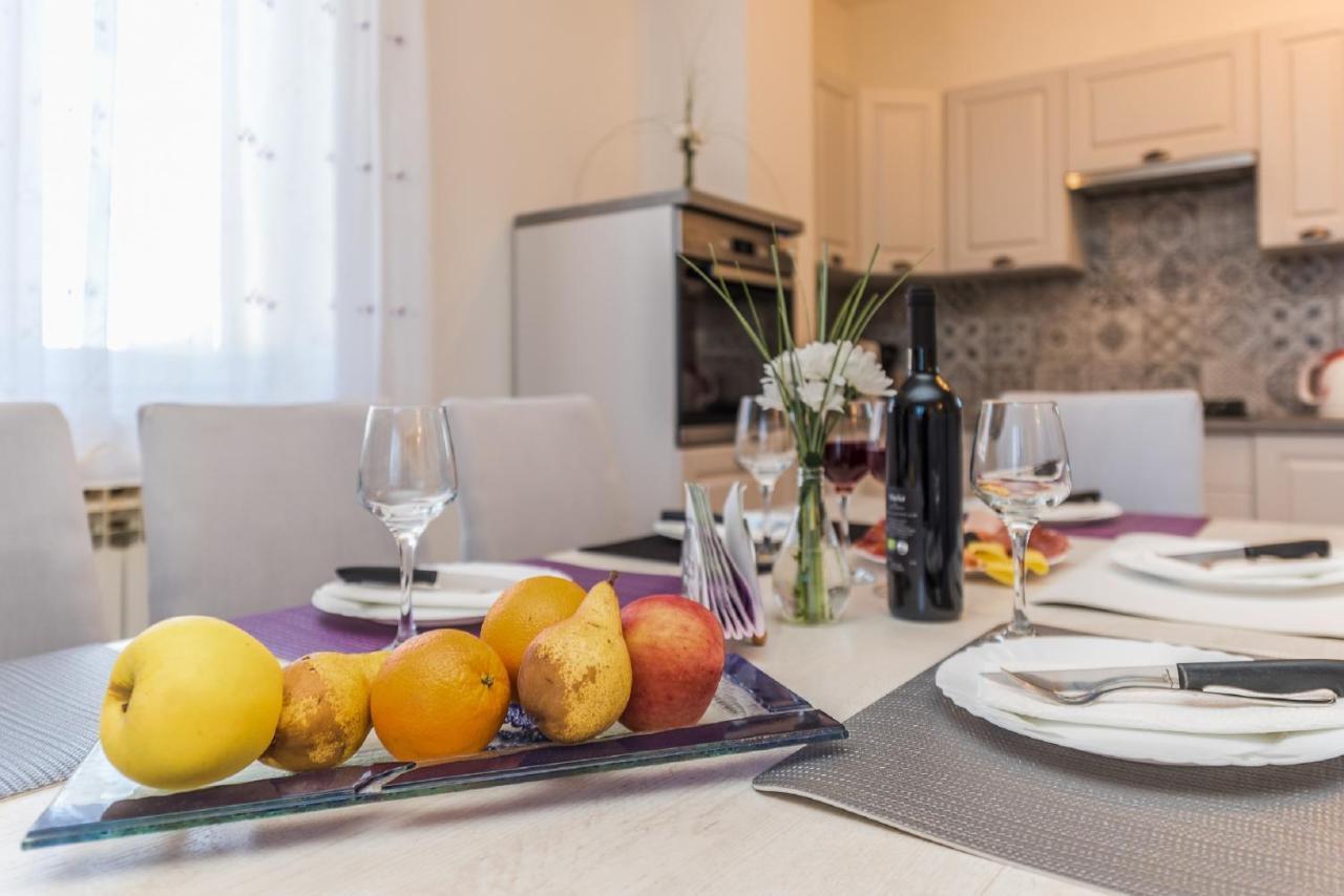 Holiday Home Tower With Private Pool, Sauna And Quads Smilcic Dış mekan fotoğraf
