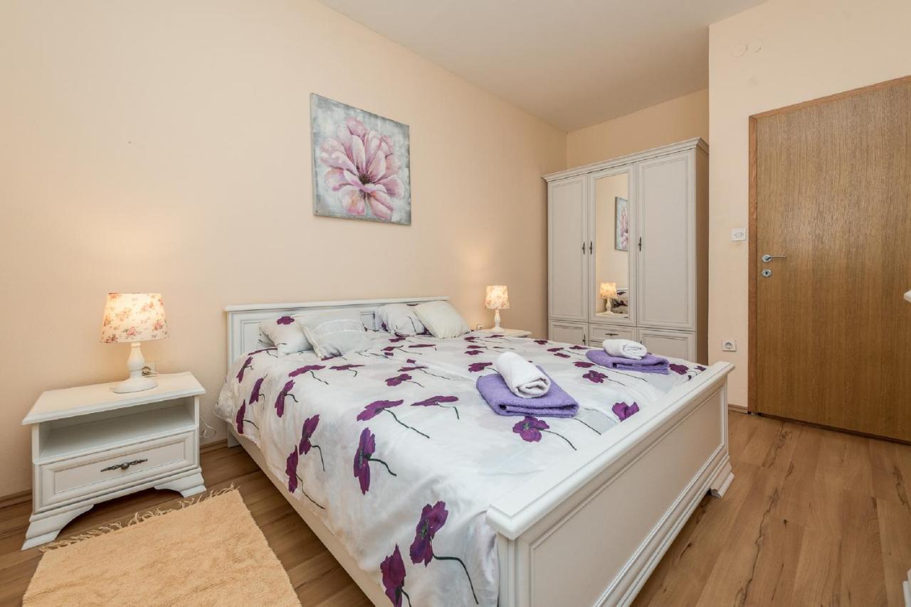 Holiday Home Tower With Private Pool, Sauna And Quads Smilcic Dış mekan fotoğraf
