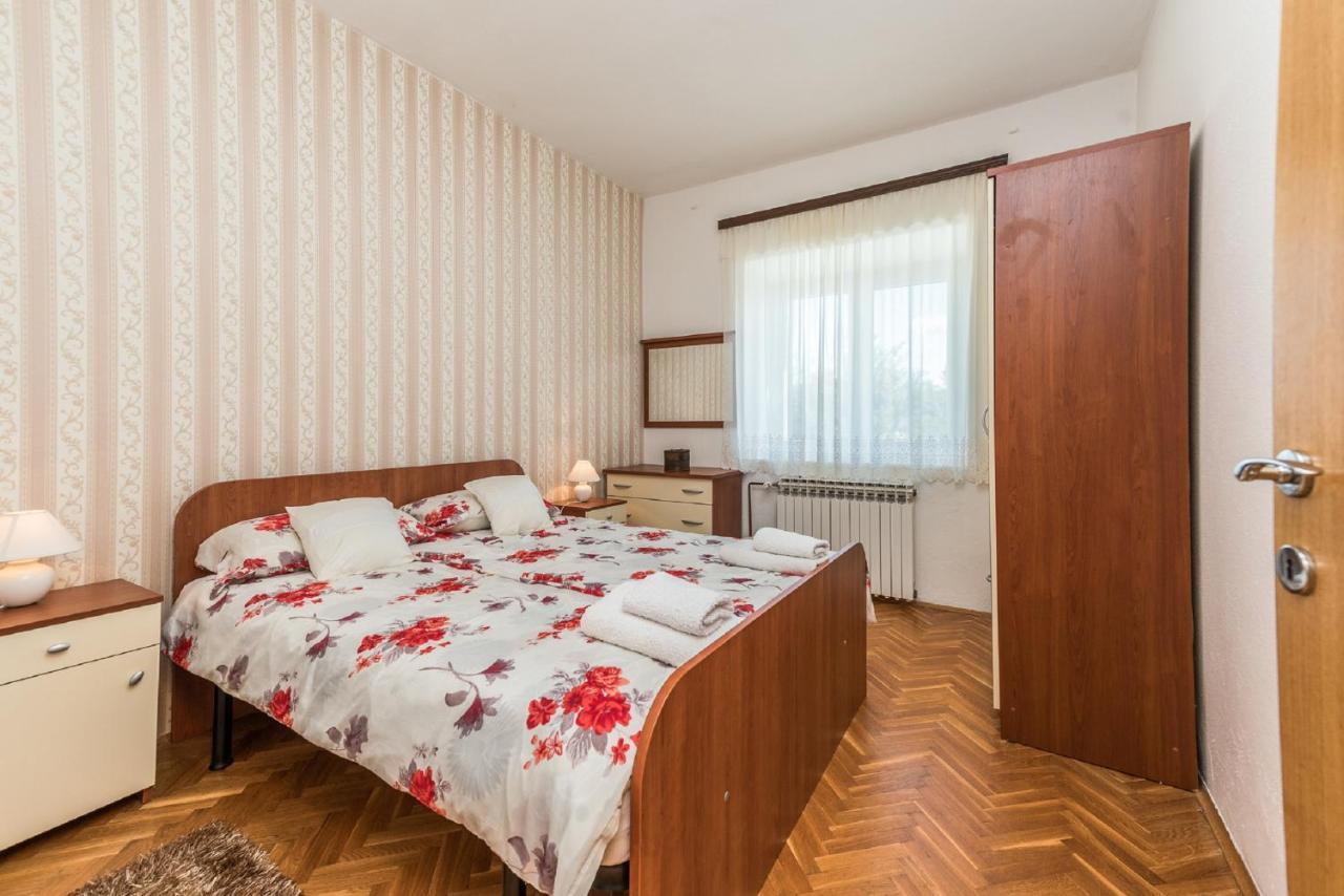 Holiday Home Tower With Private Pool, Sauna And Quads Smilcic Dış mekan fotoğraf